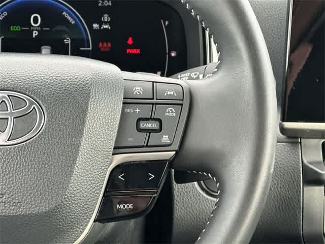 Thumbnail: 2025 Toyota Camry - 9