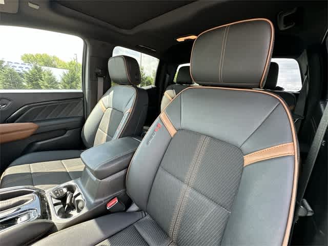 Thumbnail: 2023 GMC Canyon - 16