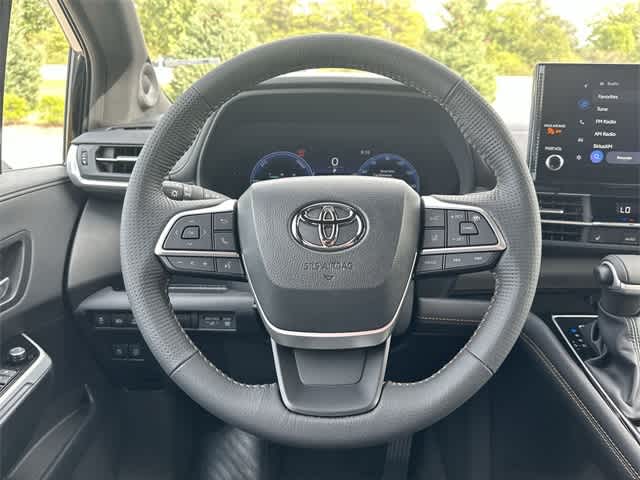 Thumbnail: 2025 Toyota Sienna - 8