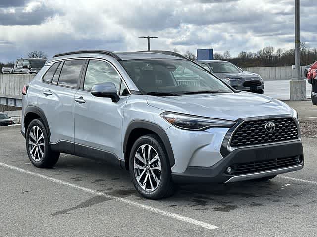 Thumbnail: 2023 Toyota Corolla Cross - 22