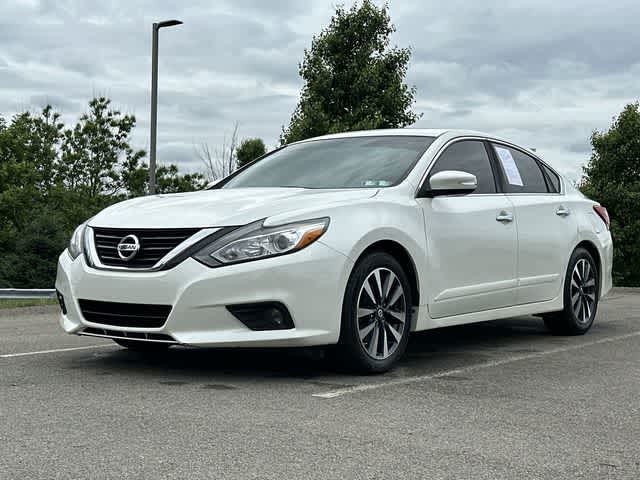 Thumbnail: 2016 Nissan Altima - 30