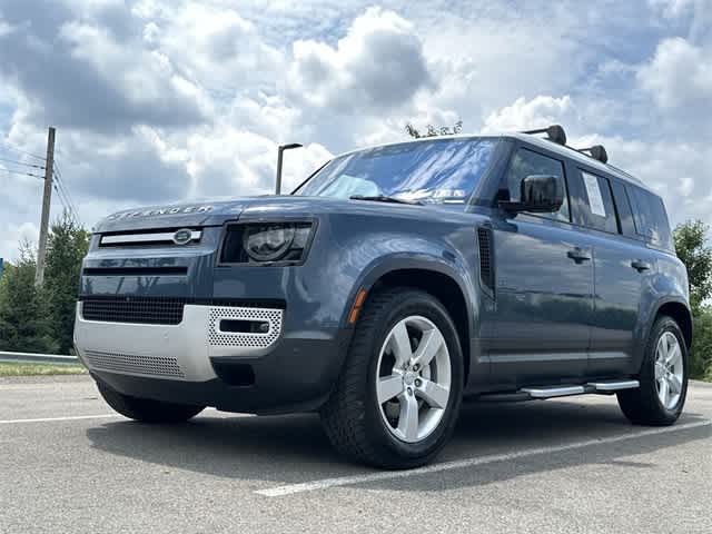 Thumbnail: 2022 Land Rover Defender - 30