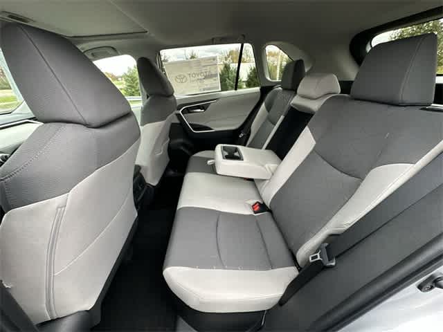 Thumbnail: 2025 Toyota RAV4 - 18