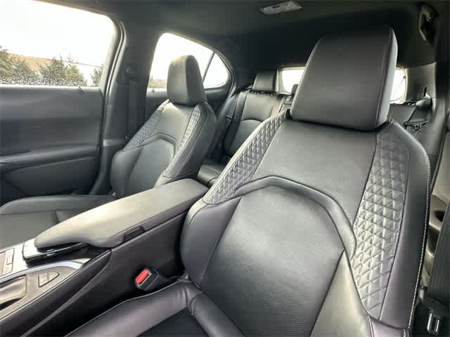 Thumbnail: 2020 Lexus UX - 17