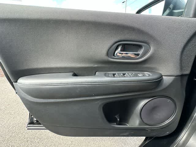 Thumbnail: 2019 Honda HR-V - 14