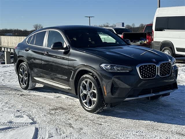 Thumbnail: 2023 BMW X4 - 32