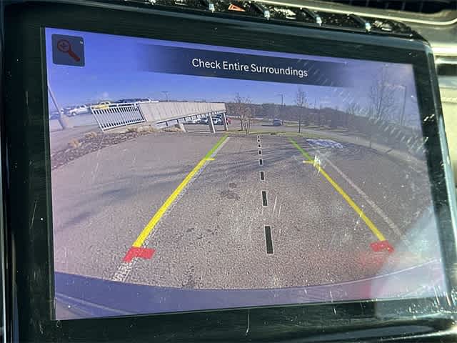 Thumbnail: 2022 Jeep Grand Cherokee - 15