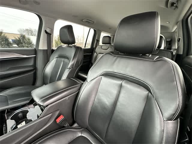 Thumbnail: 2021 Jeep Grand Cherokee L - 16