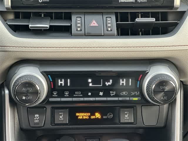 Thumbnail: 2019 Toyota RAV4 - 15