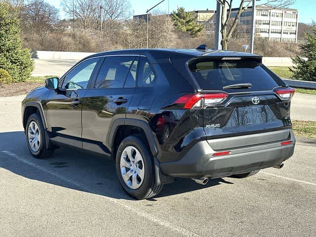 Thumbnail: 2023 Toyota RAV4 - 28