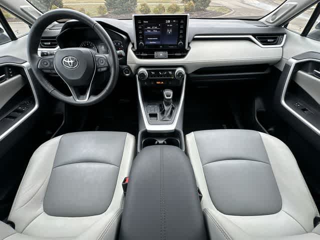 Thumbnail: 2019 Toyota RAV4 - 19