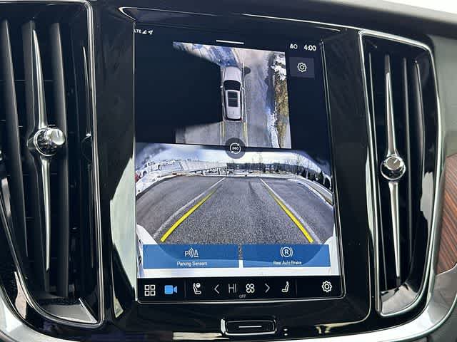 Thumbnail: 2025 Volvo S60 - 15