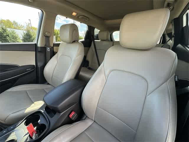 Thumbnail: 2018 Hyundai Santa Fe - 15