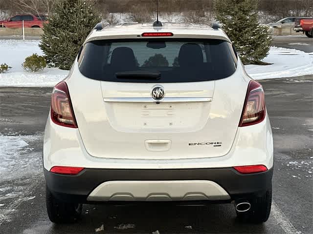 Thumbnail: 2022 Buick Encore - 4