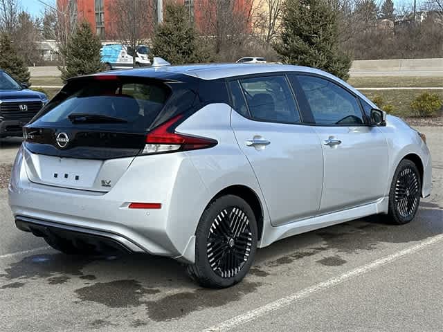 Thumbnail: 2023 Nissan Leaf - 22
