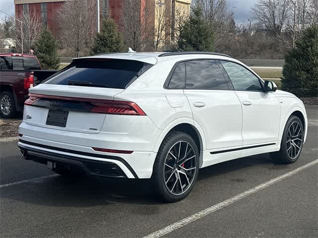 Thumbnail: 2023 Audi Q8 - 26