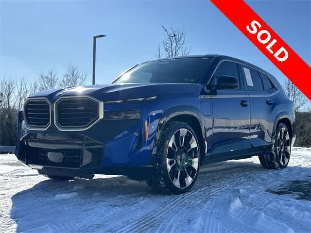 Thumbnail: 2023 BMW XM - 29