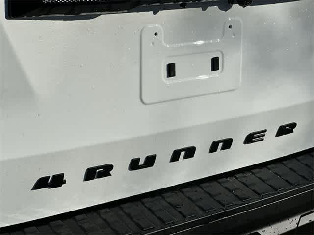 Thumbnail: 2025 Toyota 4Runner - 18