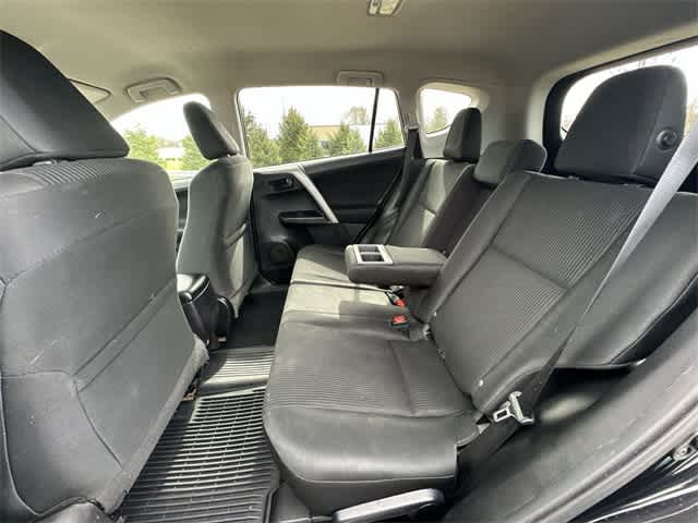 Thumbnail: 2018 Toyota RAV4 - 15