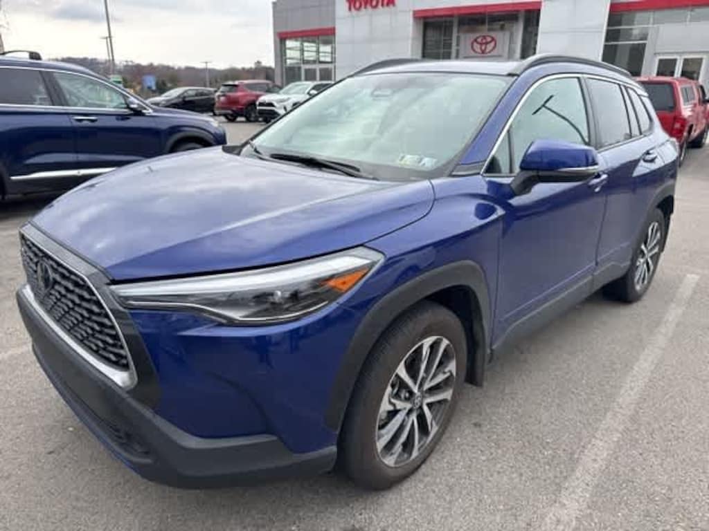 Used 2023 Toyota Corolla Cross XLE SUV