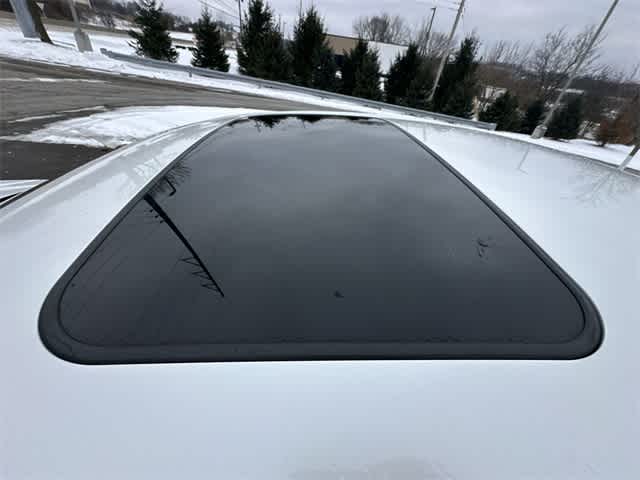 Thumbnail: 2022 Lexus IS - 6