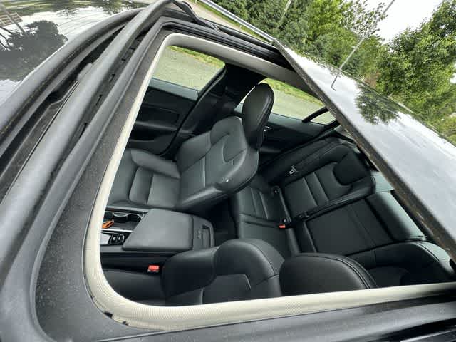 Thumbnail: 2024 Volvo S60 - 6
