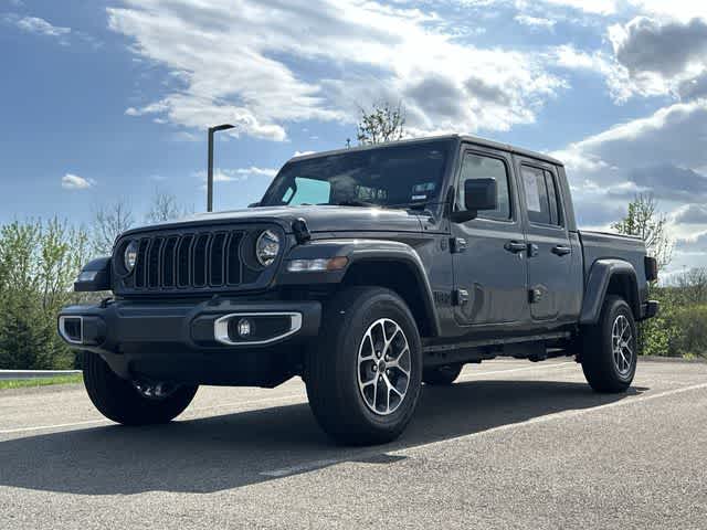 Thumbnail: 2025 Jeep Gladiator - 28