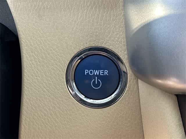 Thumbnail: 2018 Toyota Highlander - 11