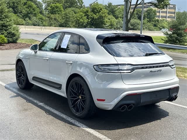 Thumbnail: 2023 Porsche Macan - 23