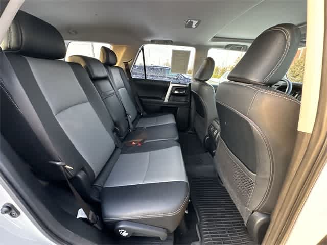 Thumbnail: 2021 Toyota 4Runner - 24