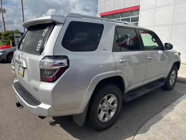 Thumbnail: 2014 Toyota 4Runner - 3