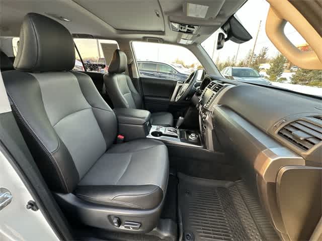 Thumbnail: 2021 Toyota 4Runner - 22