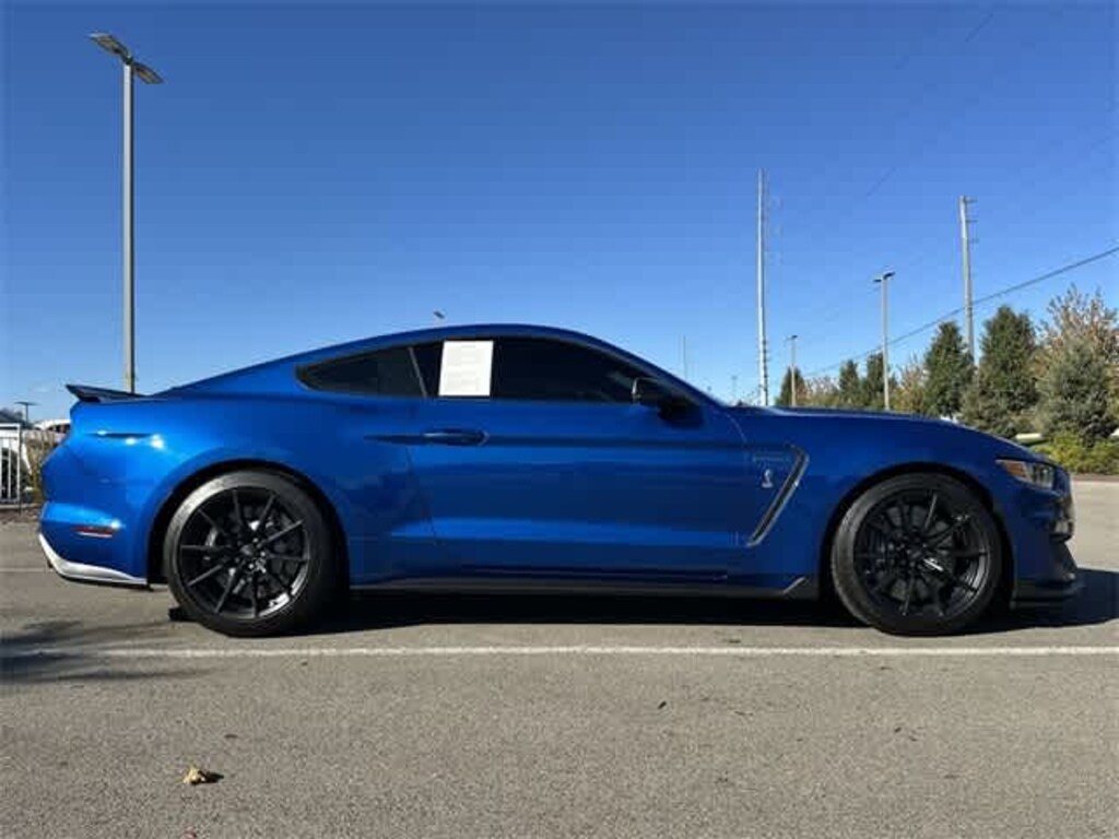 Used 2017 Ford Shelby GT350 Coupe