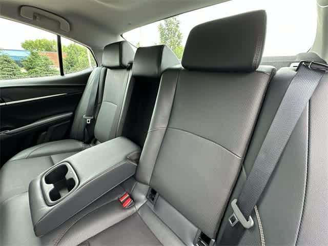 2025 Toyota Camry XLE 17