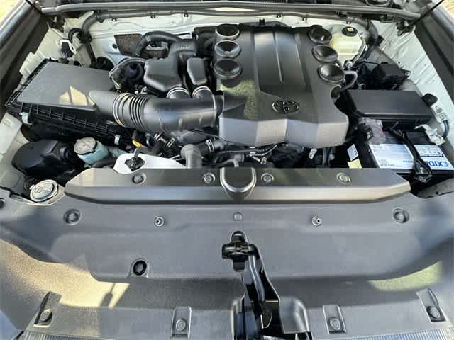 Thumbnail: 2022 Toyota 4Runner - 27