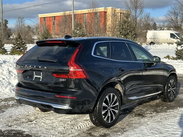 Thumbnail: 2023 Volvo XC60 - 23