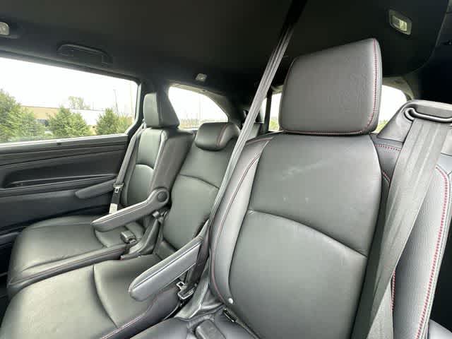 Thumbnail: 2023 Honda Odyssey - 17