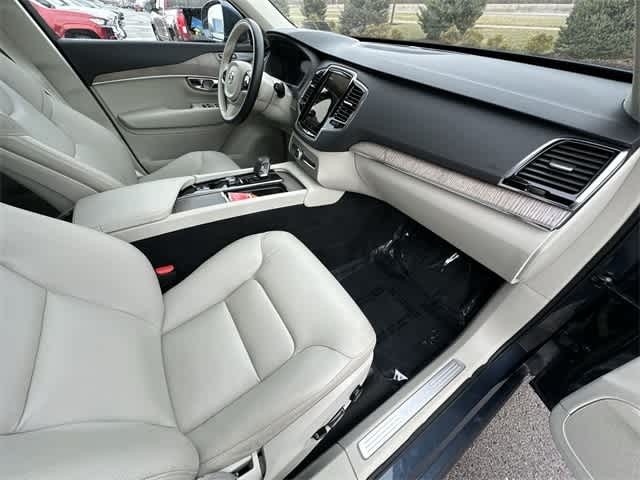 Thumbnail: 2023 Volvo XC90 - 21