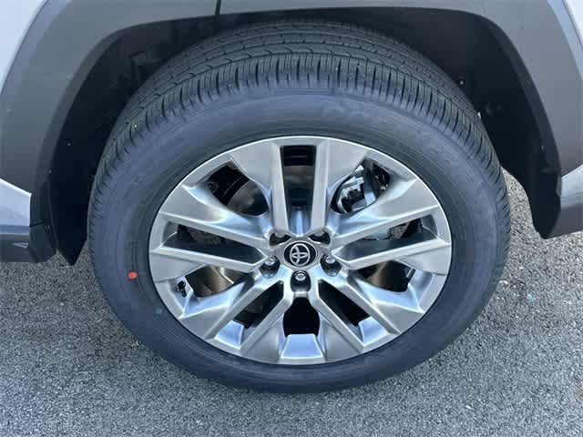 Thumbnail: 2025 Toyota RAV4 - 5