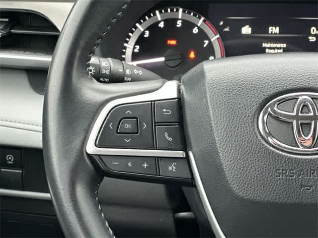 Thumbnail: 2023 Toyota Highlander - 8