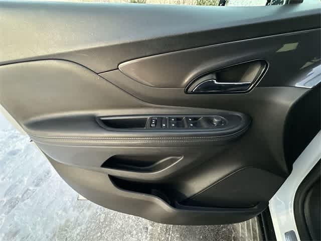 Thumbnail: 2022 Buick Encore - 17