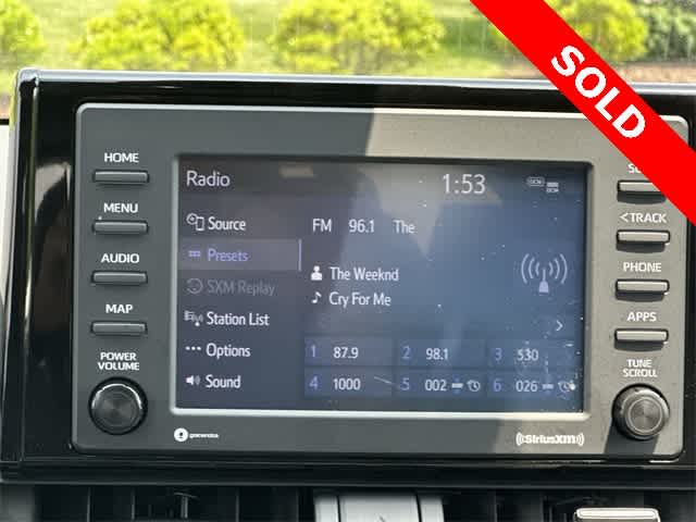 2022 Toyota RAV4 XLE 12