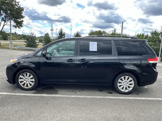 Thumbnail: 2013 Toyota Sienna - 2