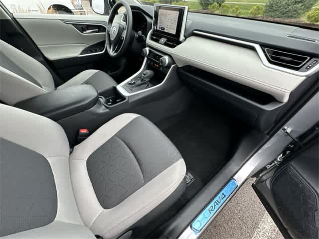 Thumbnail: 2025 Toyota RAV4 - 19