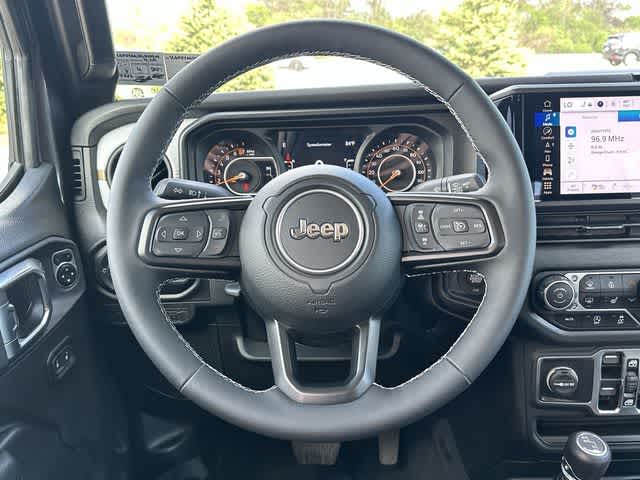 Thumbnail: 2025 Jeep Gladiator - 7
