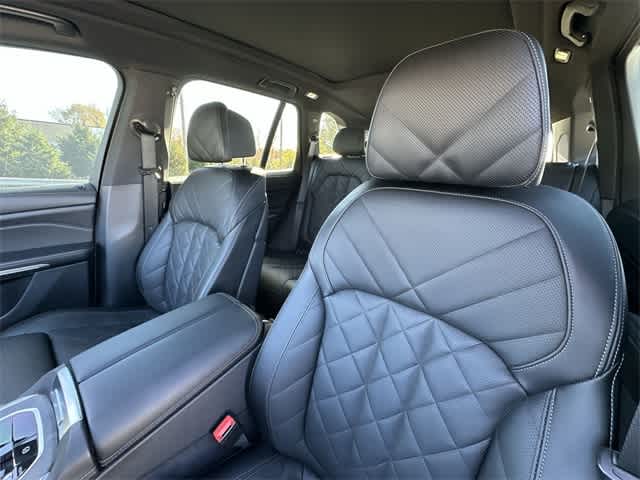 Thumbnail: 2025 BMW X5 - 17