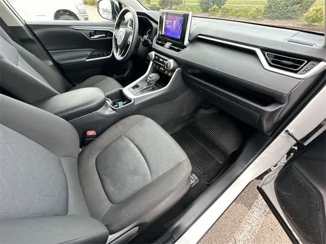 Thumbnail: 2025 Toyota RAV4 - 21