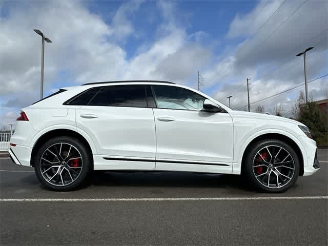 Thumbnail: 2023 Audi Q8 - 3