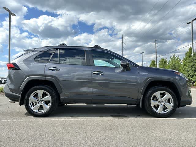 Thumbnail: 2021 Toyota RAV4 - 3