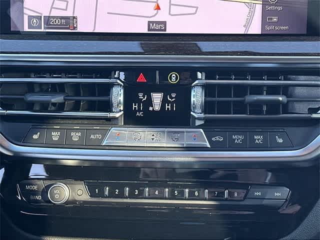 Thumbnail: 2023 BMW X4 - 16